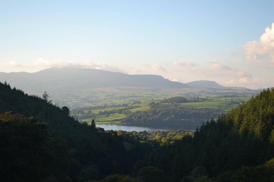 バラ Glyn Mawr Barnヴィラ エクステリア 写真